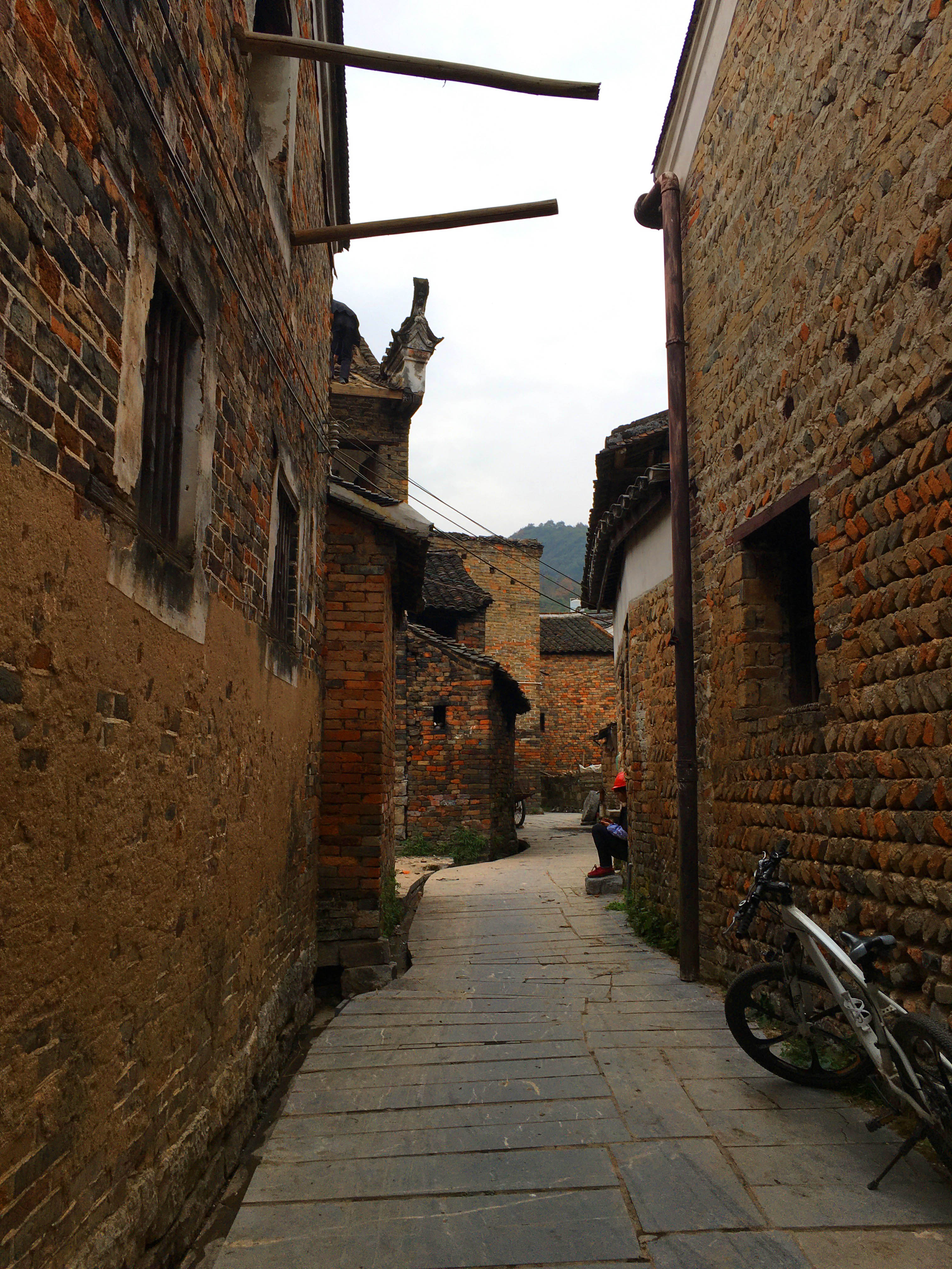 02-2-ShangGanTang-village.jpg